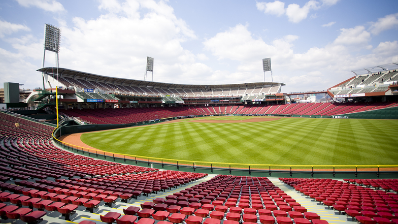 マツダスタジアムまで徒歩2分