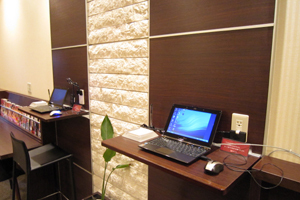 無料インターネットコーナー