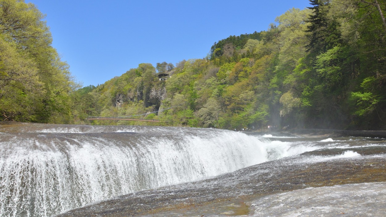 【周辺】東洋のナイアガラ「吹割の滝」まで60分