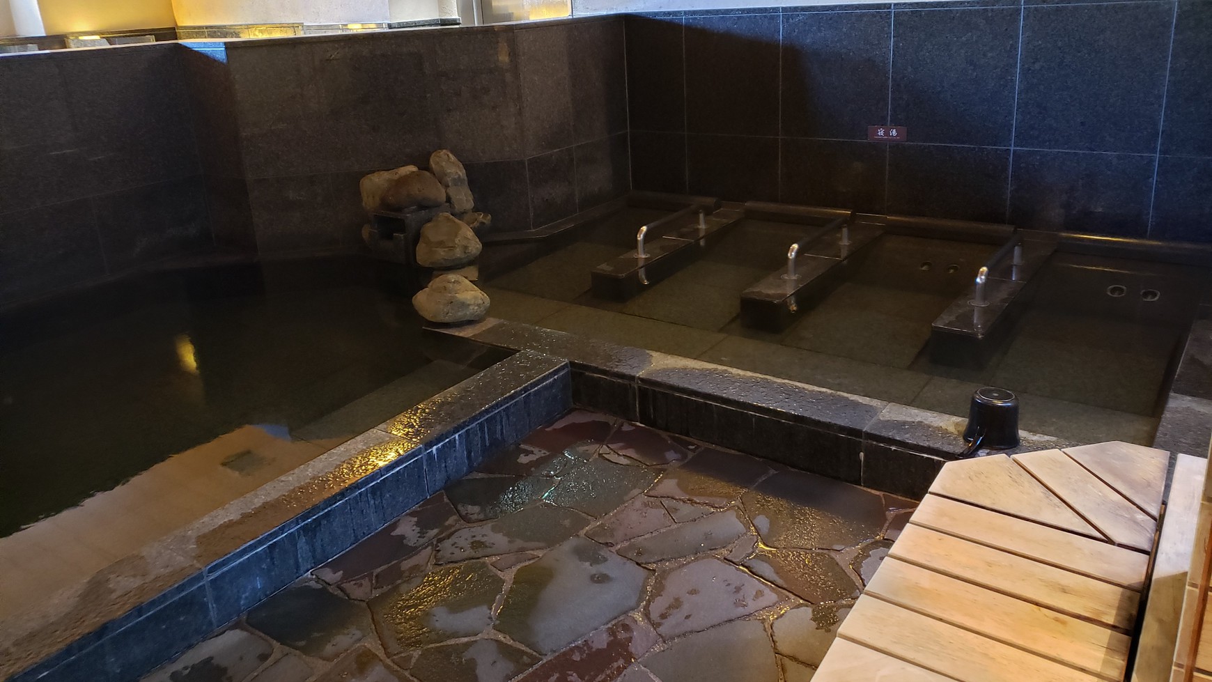 磐梯の湯男女別大浴場