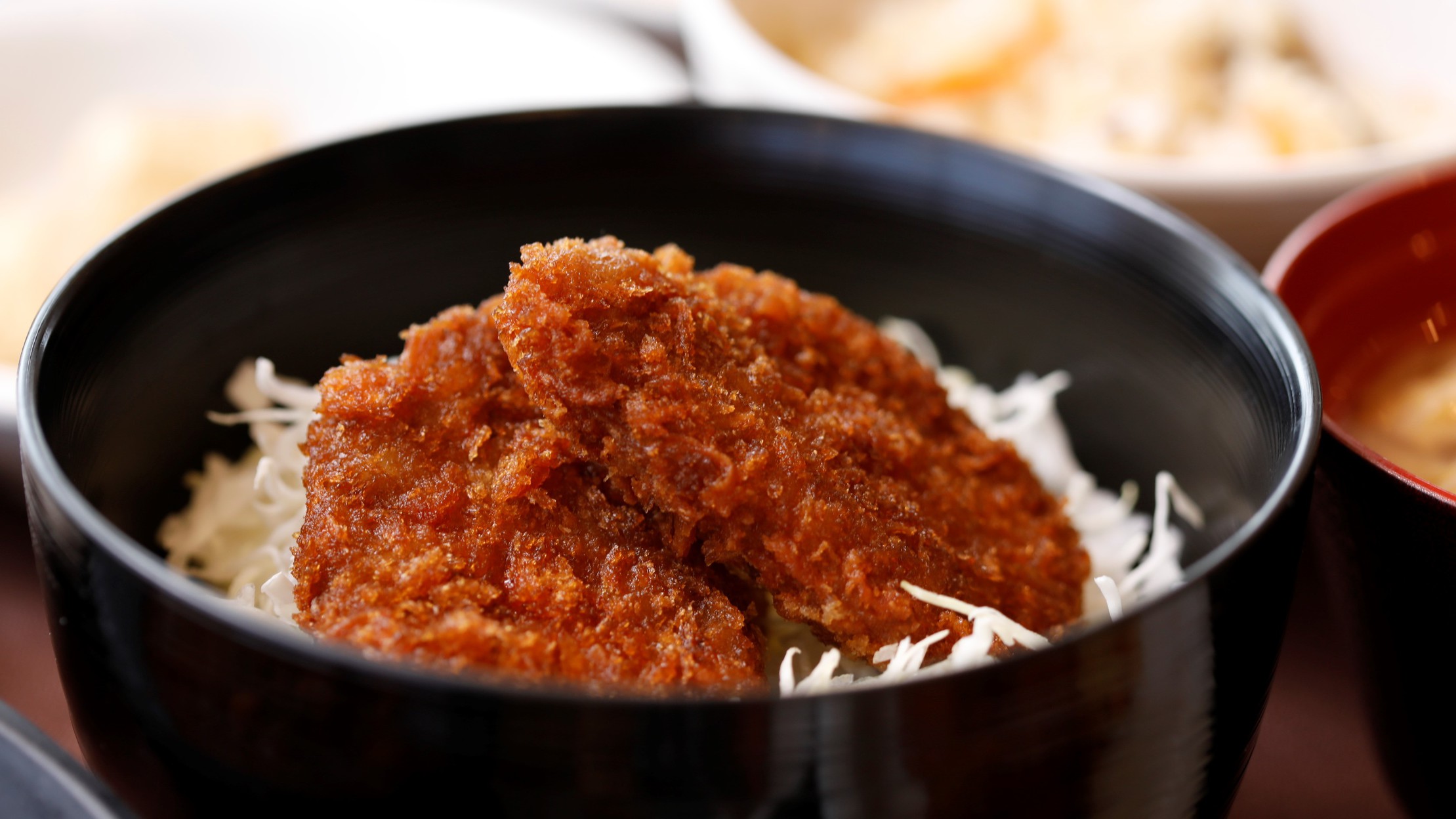 ご当地メニュー【上州麦豚のソースカツ丼】