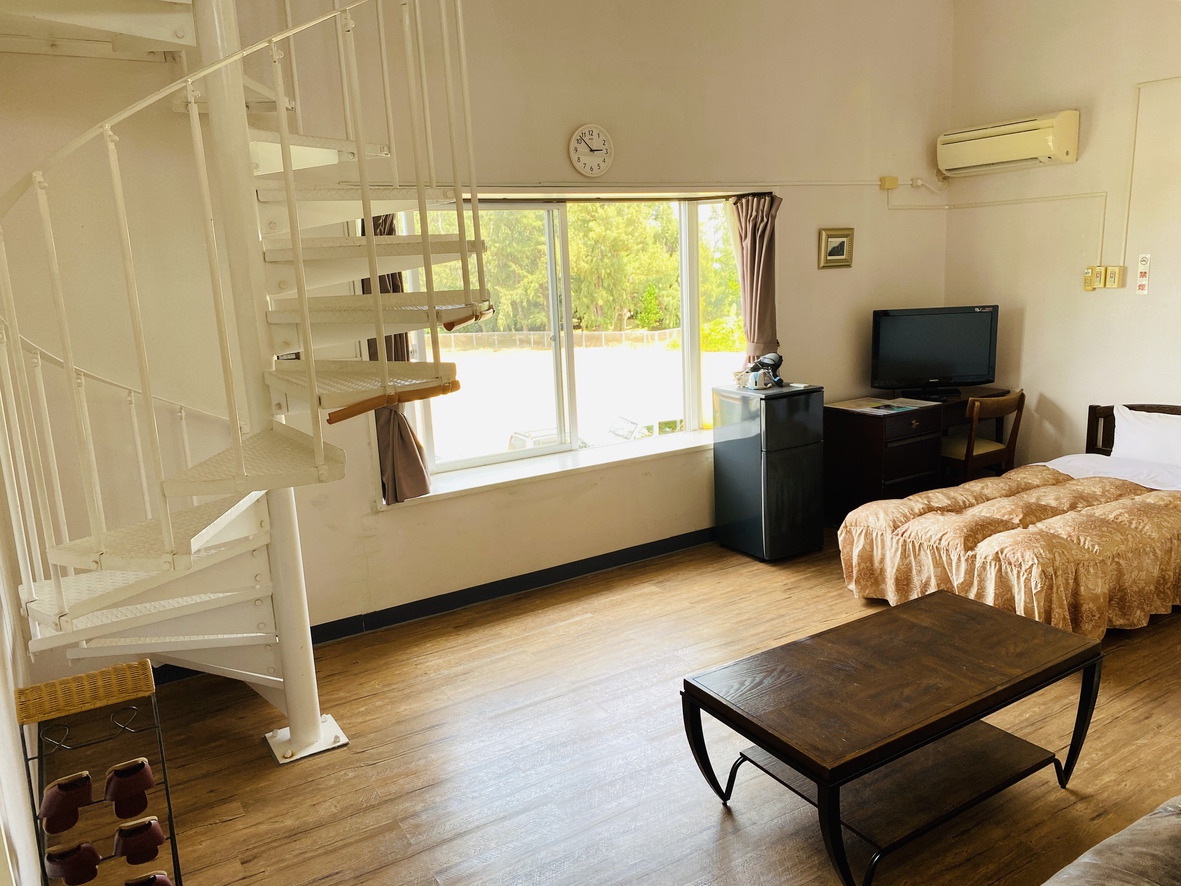 Marin House IE Island Marin House Ie Island is a popular choice amongst travelers in Okinawa, whether exploring or just passing through. The property offers a high standard of service and amenities to suit the individual n