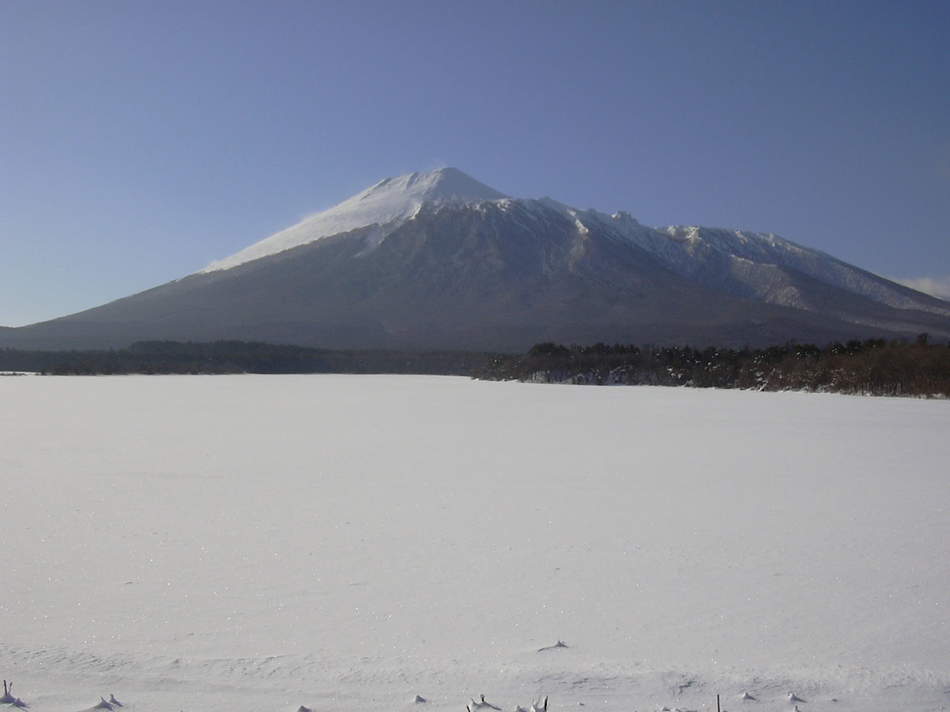 真冬の岩手山