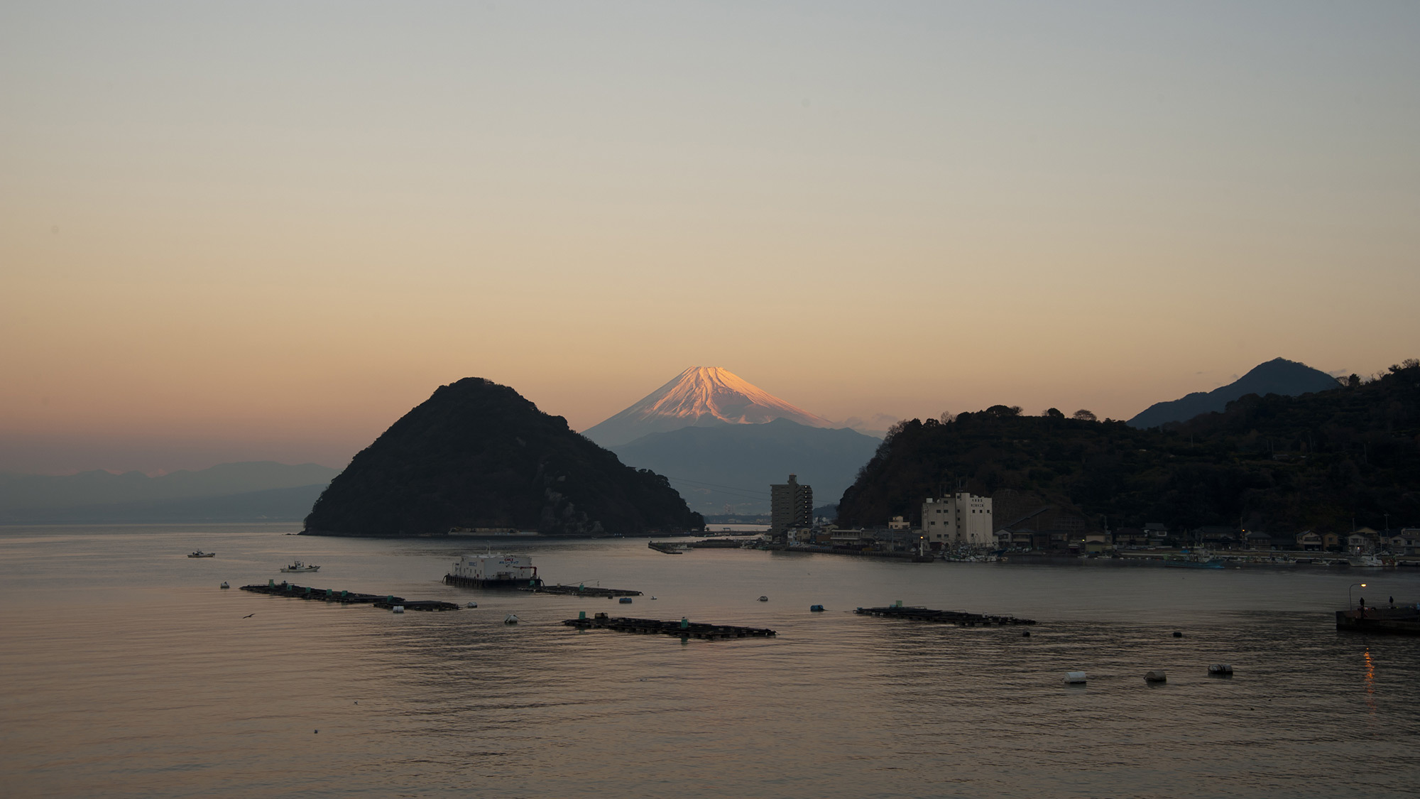 【周辺観光】富士山と駿河湾が織りなす風景