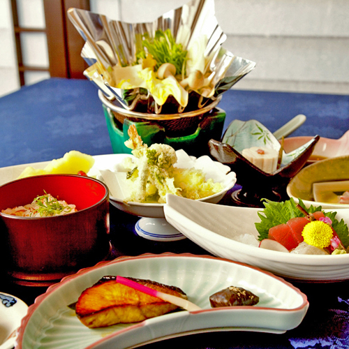 季節の旬の食材を料理長が自信を持っておすすめ。