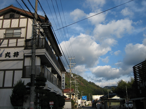 旅館全景