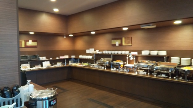 朝食バイキング風景