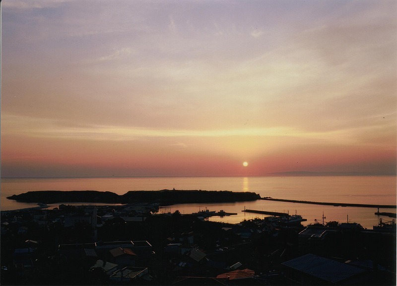 鴎島の夕日