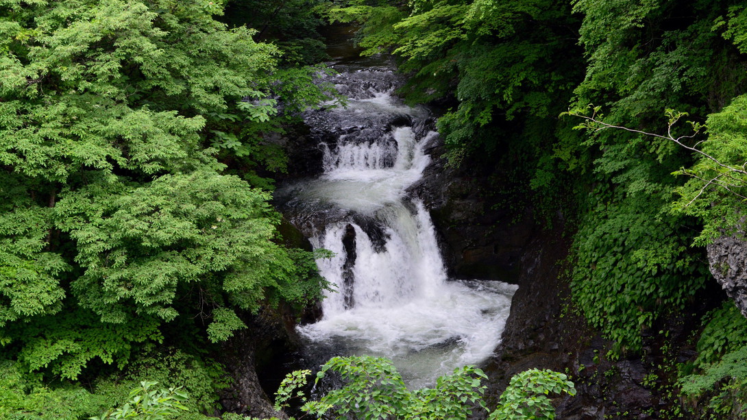 宮城県仙台市鳳鳴四十八滝