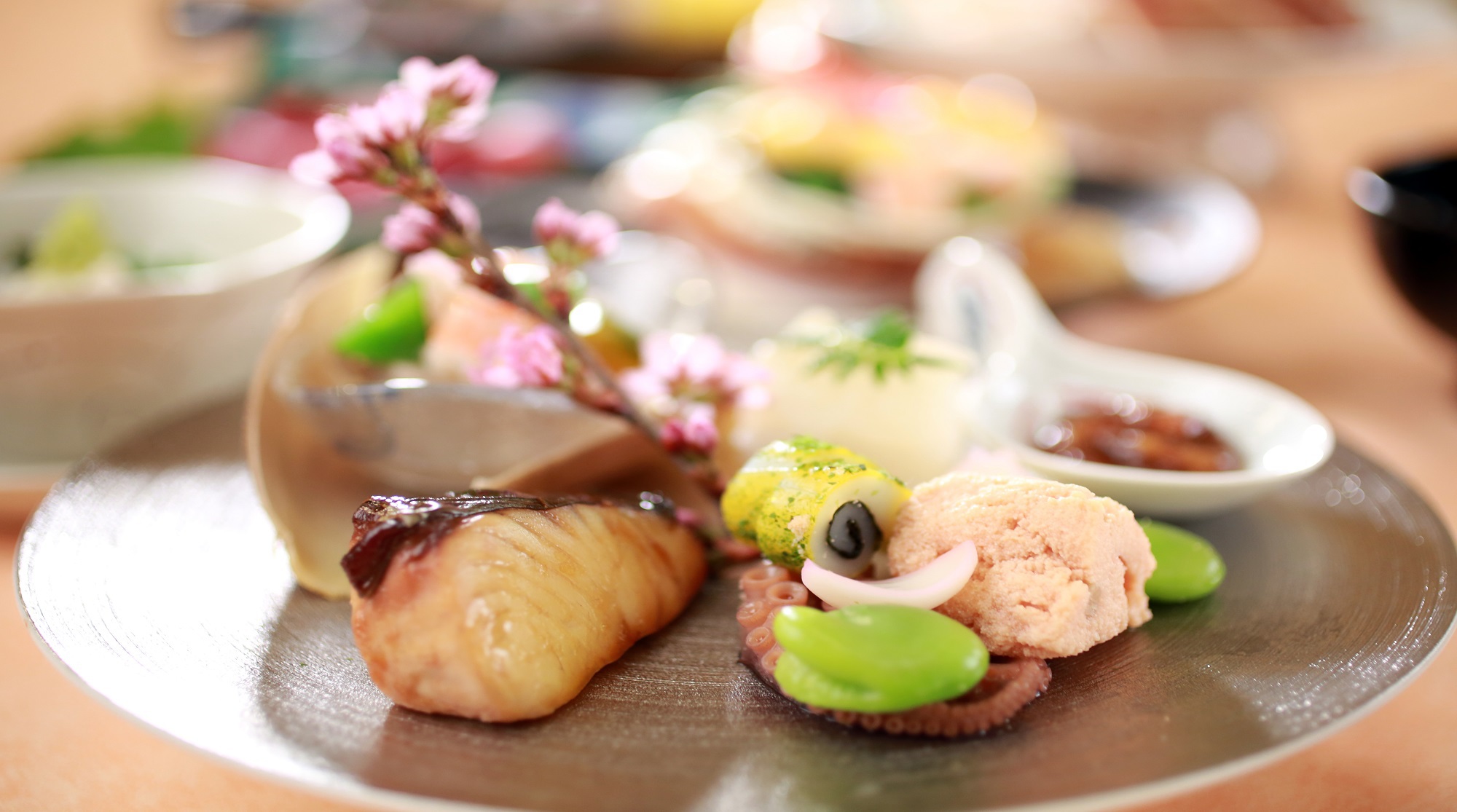 お日にち限定18，700〜　季節の旬食材を愉しむ「加賀の季（とき）会席」