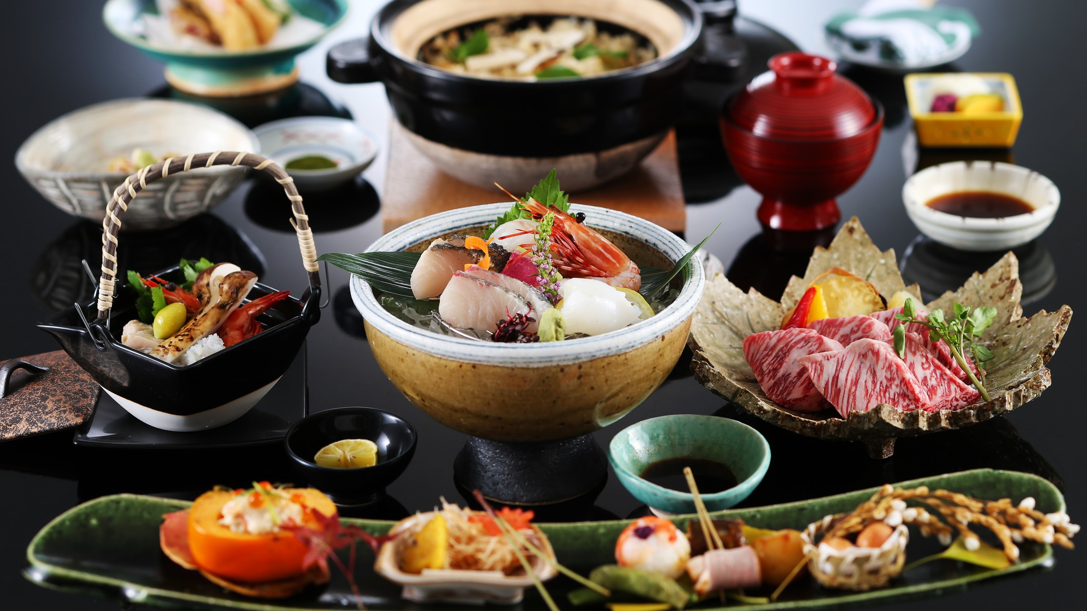 【秋料理一例】秋の定番「松茸」をはじめ「但馬牛」や「旬な魚介類」など