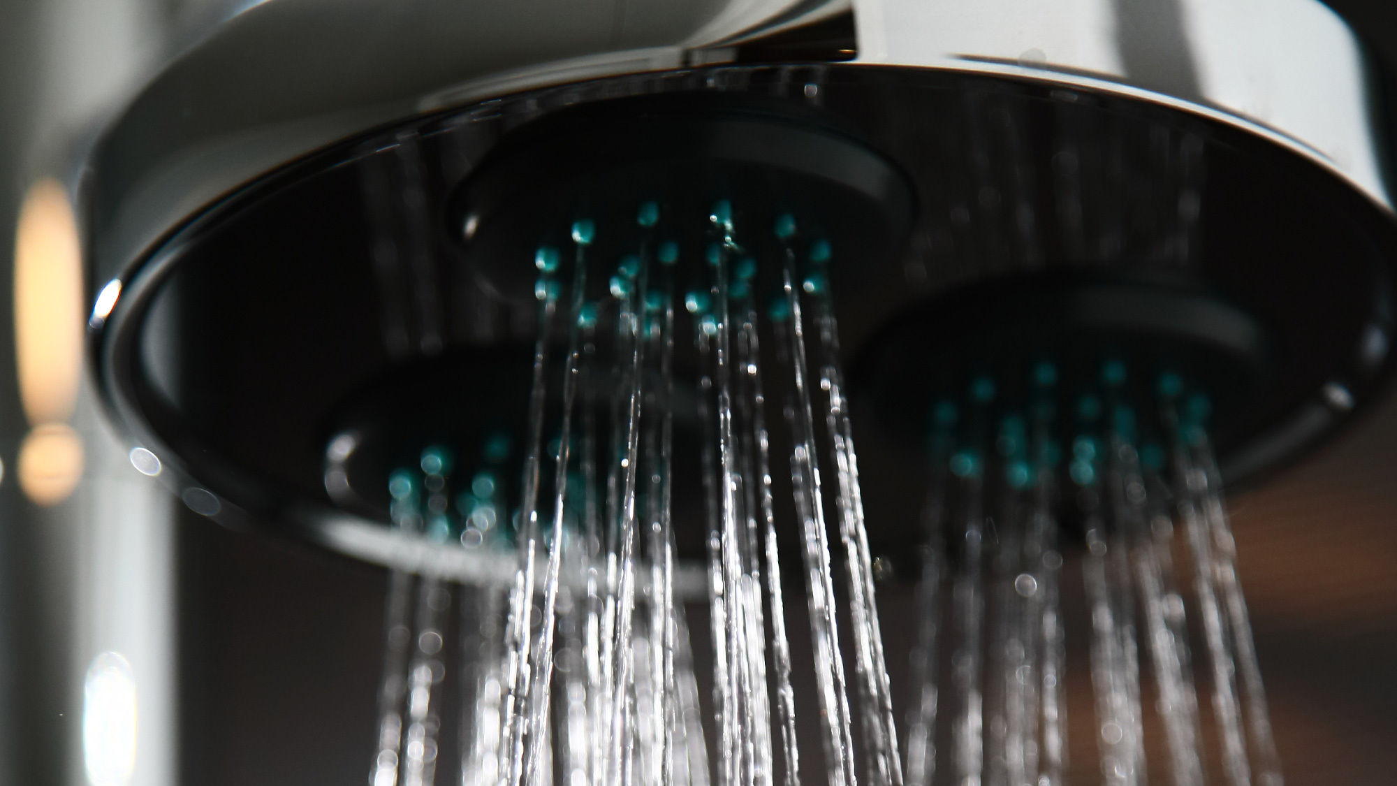 こだわりのシャワー「オーバーヘッドシャワー」（シングル・ダブルのみ）