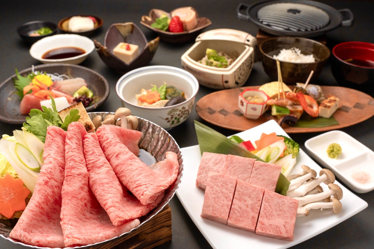 飛騨牛ステーキ+すき焼き