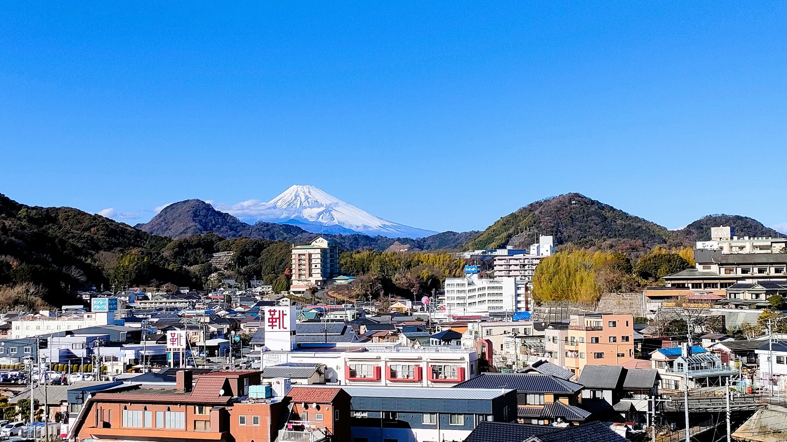 【別邸】客室露天風呂付き客室｜お部屋からの富士山