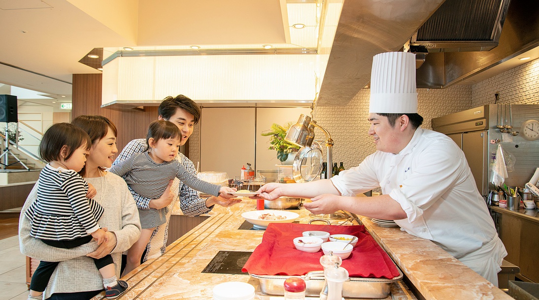 *【朝食バイキング】出来立てのままご提供します