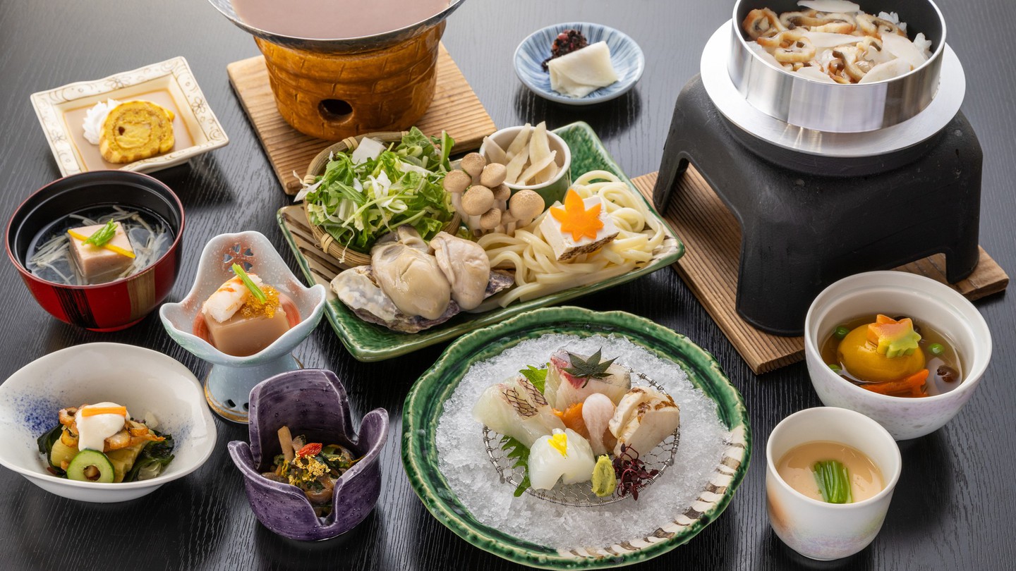 【スタンダードプラン】和食≪創作和会席≫のご夕食  天然温泉大浴場 駐車場無料！