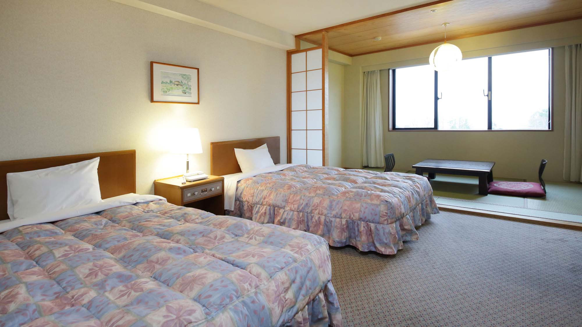 TWIN ROOM WITH TATAMI FLOOR