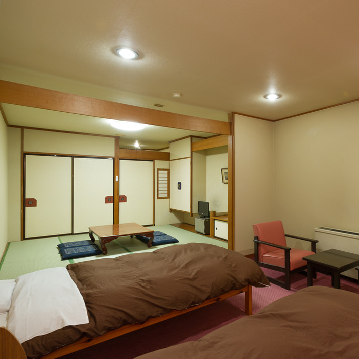 川側からの和洋室