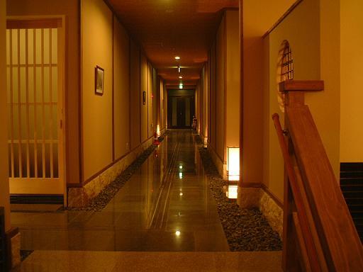 山荘本館廊下