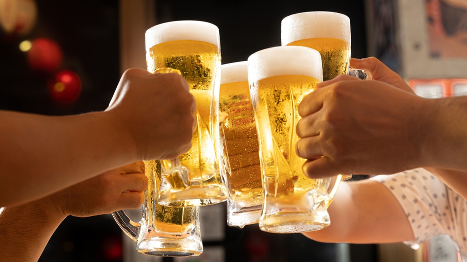 夕食ビュッフェで楽しめるキリン&アサヒ等ビールやワインなど飲み物もフリーフロー