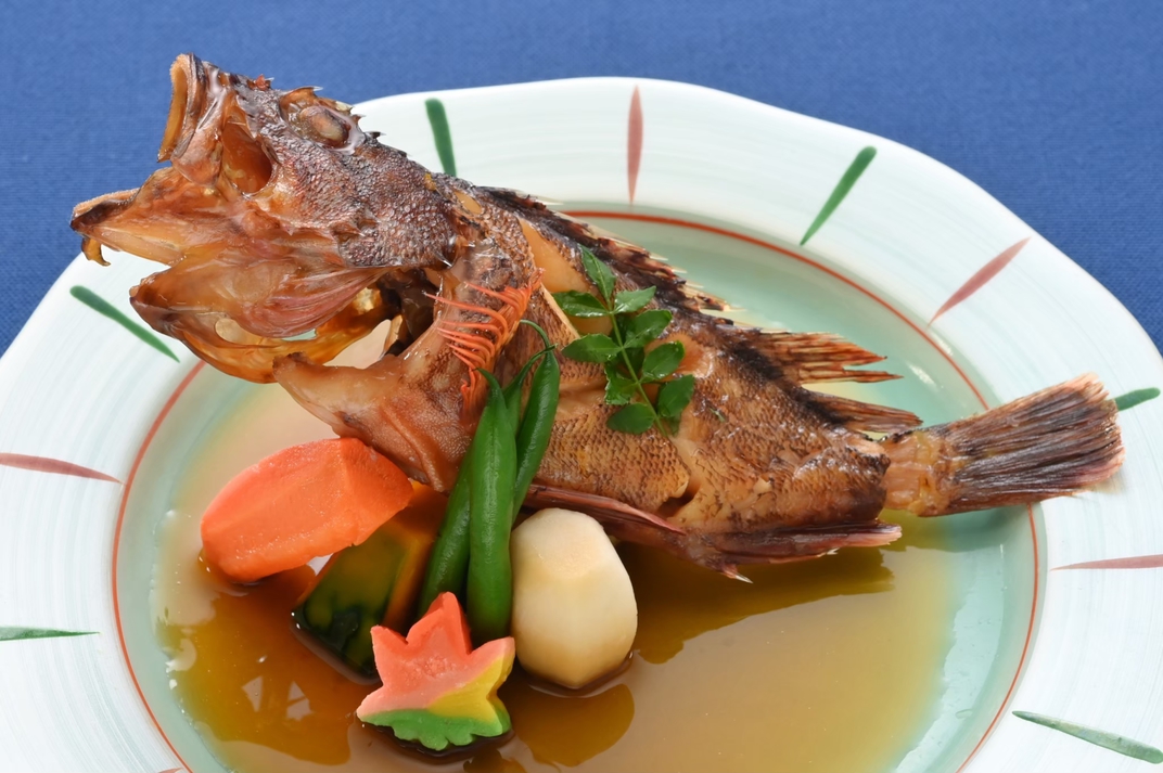 別注料理本日の旬魚煮付け
