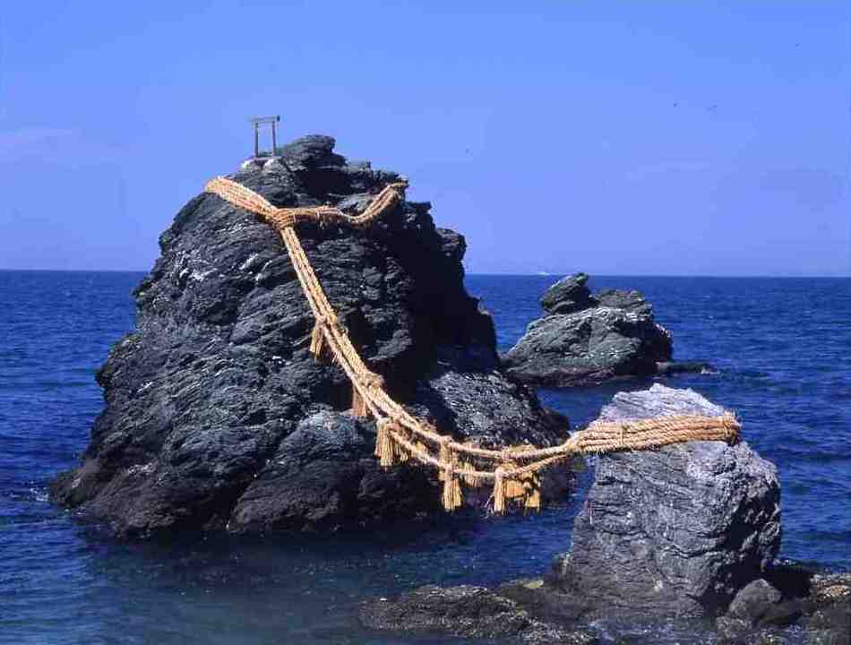 夫婦岩
