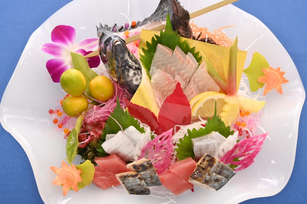 別注料理本日の旬魚お造り盛合せ（２人前）