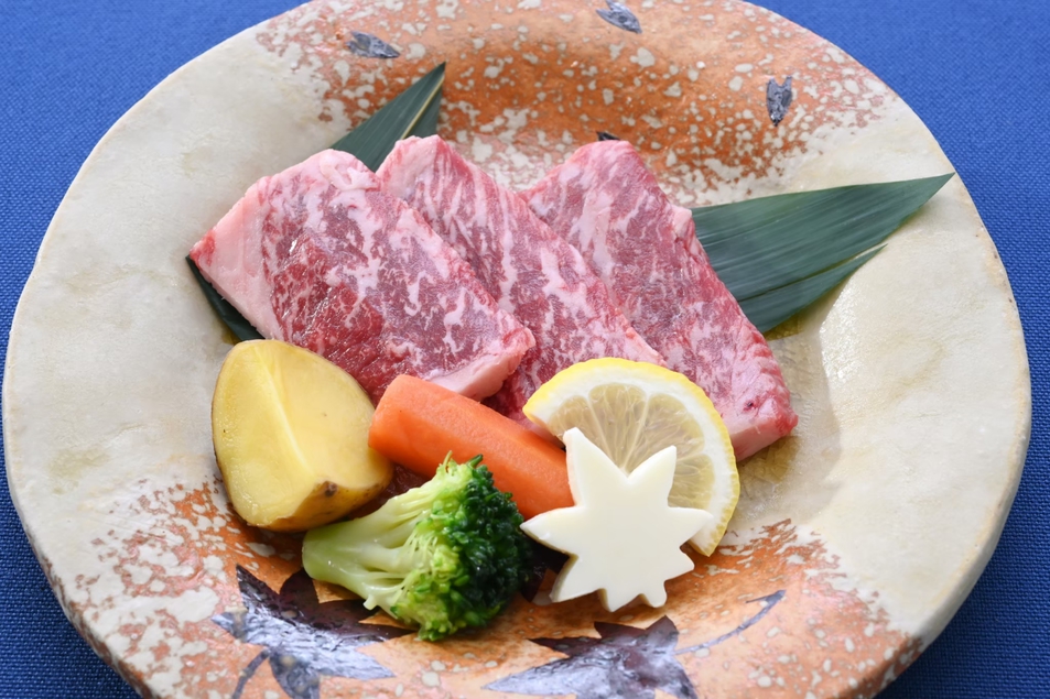 別注料理松阪牛陶板焼き（約８０Ｇ）