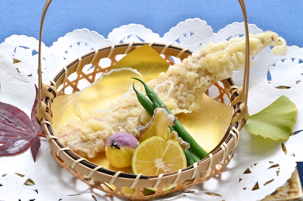 別注料理穴子の一本揚げ