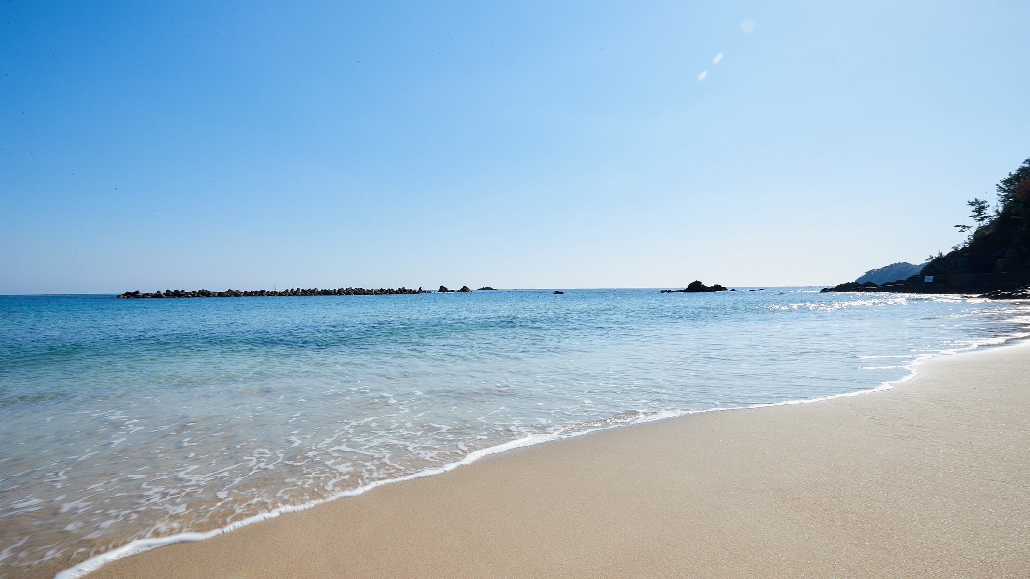 徒歩約８分！お子様にオススメ♪遠浅の「千鳥ヶ浜海水浴場」