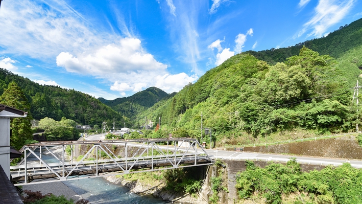 *【洋室（一例）】お部屋からの景観