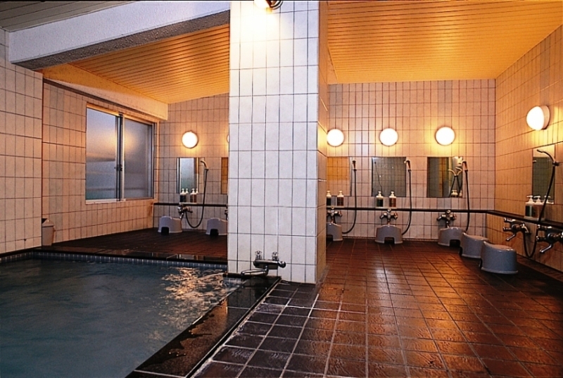 大浴場Public Bathroom