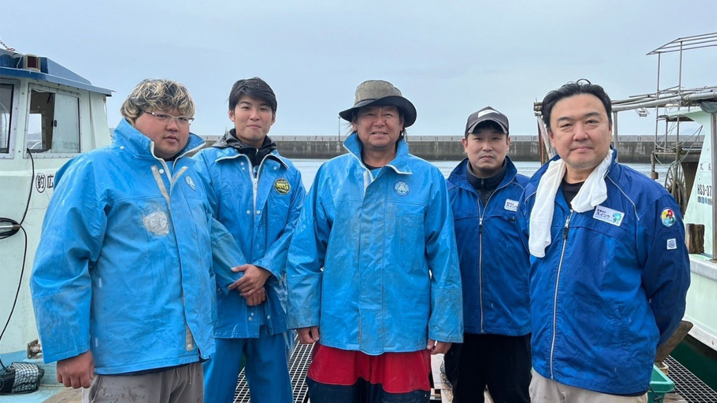 魚は漁港から旬の魚を仕入れています。