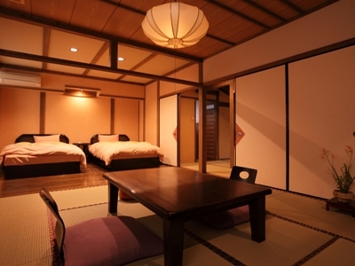 Takinoue Onsen Oyado Kafugetsu Stop at Takinoue Onsen Oyado Kafugetsu to discover the wonders of Minamioguni. The property has everything you need for a comfortable stay. Fax or photo copying in business center are on the list of t