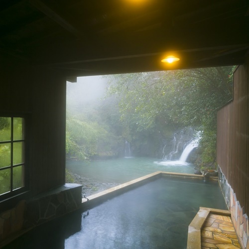 Takinoue Onsen Oyado Kafugetsu Stop at Takinoue Onsen Oyado Kafugetsu to discover the wonders of Minamioguni. The property has everything you need for a comfortable stay. Fax or photo copying in business center are on the list of t