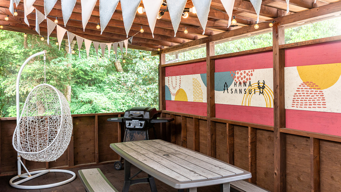 【Glamping】自然のなかで味わう極上BBQ。仲間との絆が深まる瞬間。