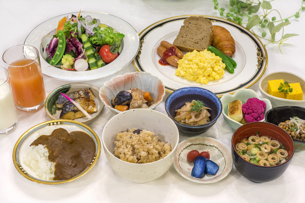 朝食バイキング