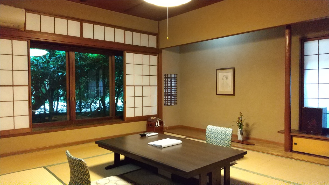 Yugawara Onsen Kamata Stop at Yugawara Onsen Kamata to discover the wonders of Yugawara. The property has everything you need for a comfortable stay. Newspapers, fax or photo copying in business center are on the list of t