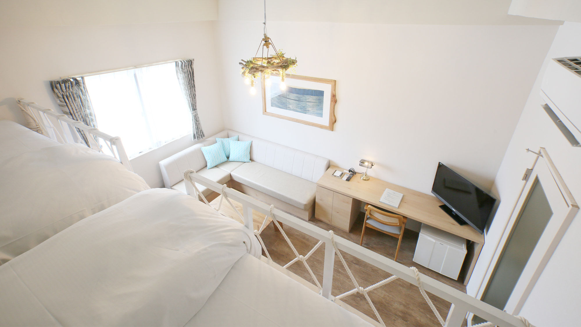 プレミアムバンクルーム（26㎡）【定員4名】