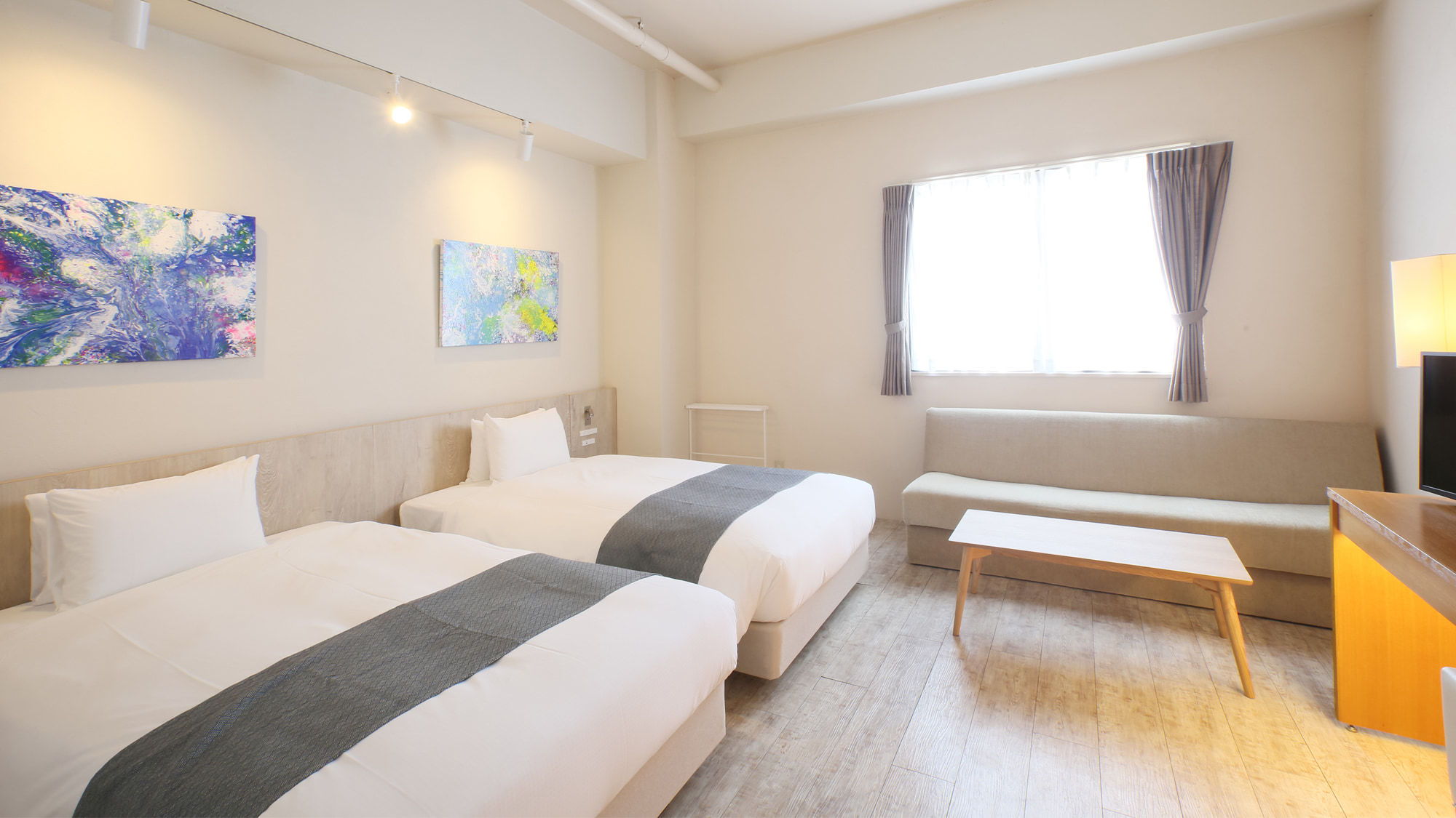 プレミアムツインルーム（26㎡）【定員3名】