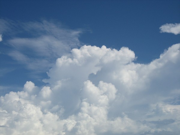 夏の雲もやんばるBlue！・・・・・・
