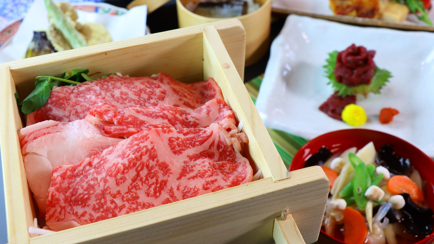 #里ーsato−福島牛のせいろ蒸しがメインのコース。