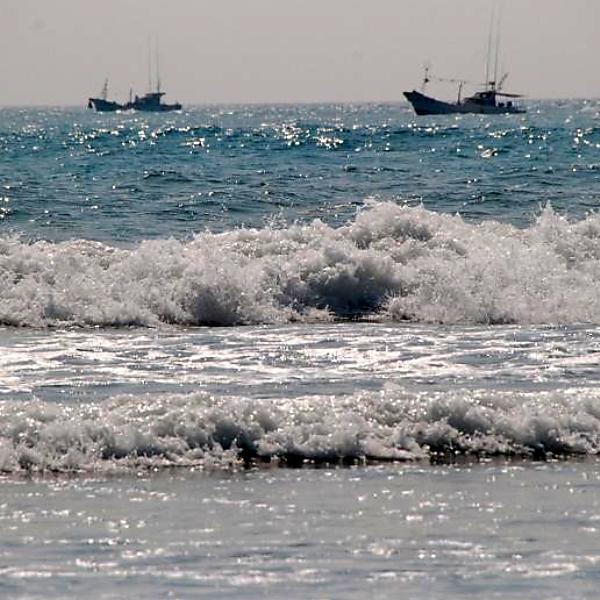 【観光】富田浜サーフィンスポット！お車で約１０分