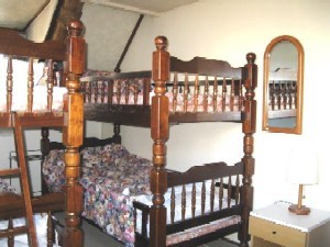 ロフト付き６人部屋