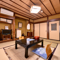 和室8畳〜１０畳（バス・トイレ無）
