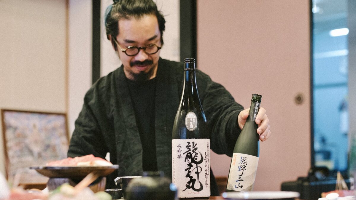 お客様に合った日本酒をご提供しております。 主人のうんちく込みで試飲もお楽しみください。