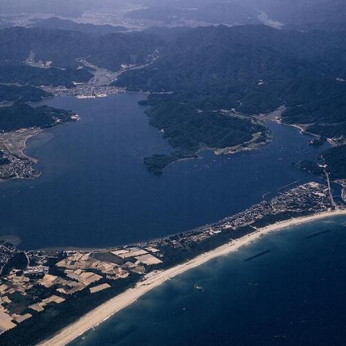 久美浜湾と小天橋全景
