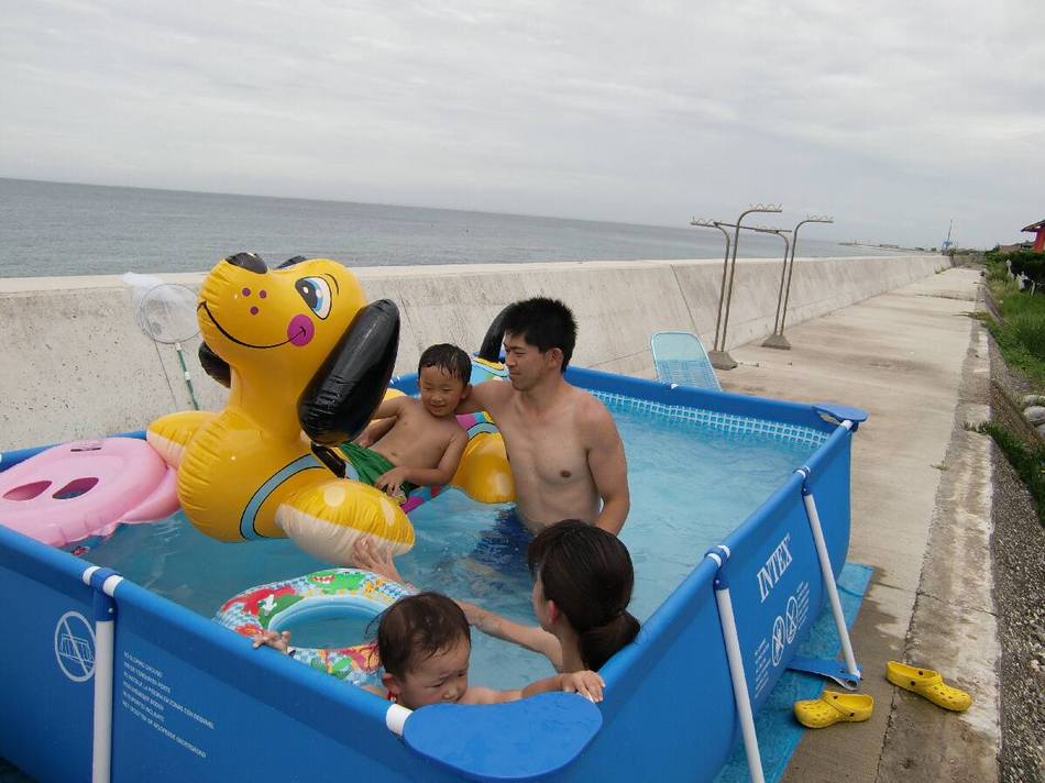 少し大きめのプール