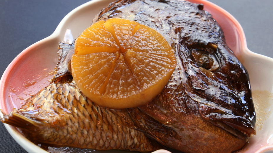 春スタンダード・・寿荘名物「鯛のカブト煮」をぜひ食べに来て下さい♪