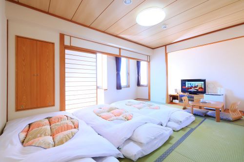 【東館】 和室／禁煙／3名様利用